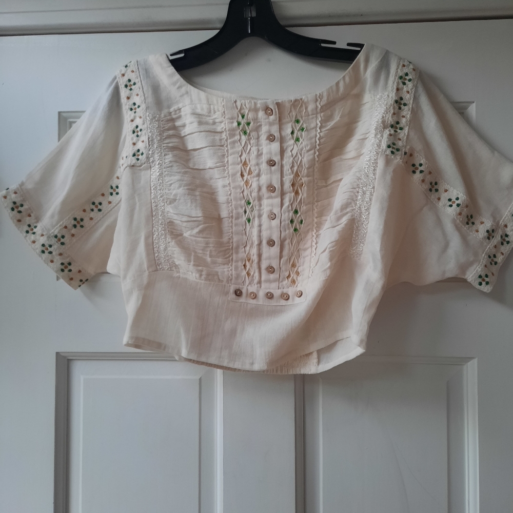 New Free People Embroidered Top. NWT